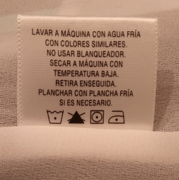 NWTπ FREE GIFT INCLUDED 3D Flowers Off Shoulder Short Sleeves Blouse Top Tee - Picture 14 of 15